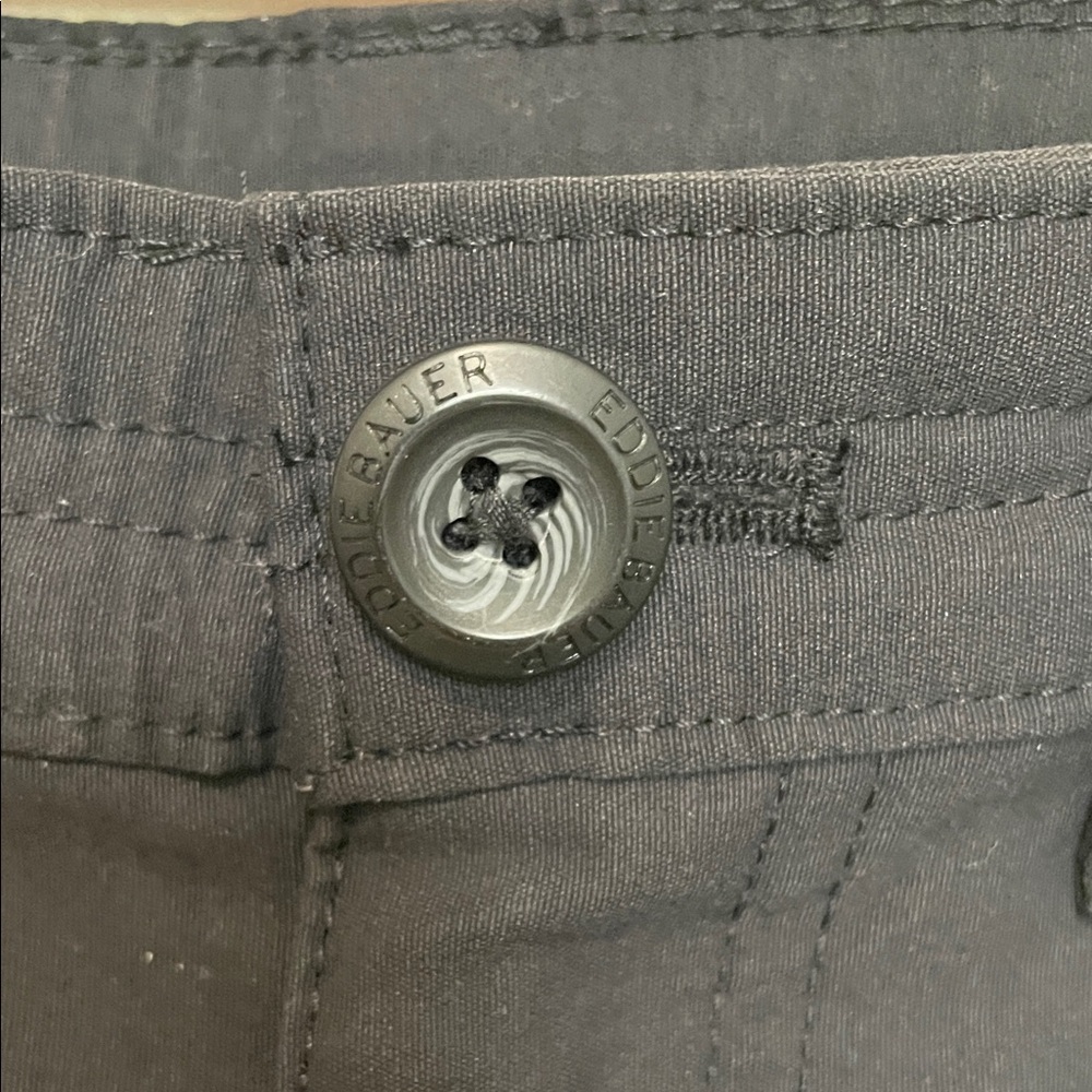 Eddie Bauer Women's Black Cropped Pants - Picture 2 of 14